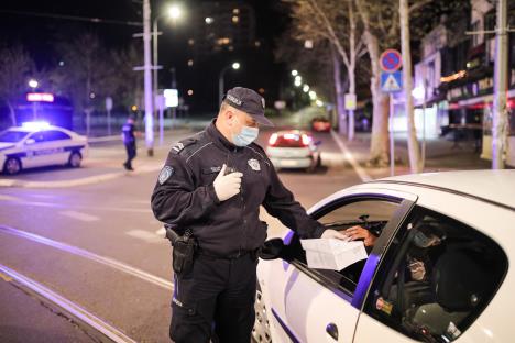 policijska-patrola-na-veliki-petak-tokom-policijskog-casa9738.jpg