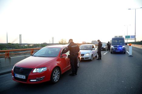 gazela-policijski-cas-ilustracije-foto-ana-paunkovic033.jpg