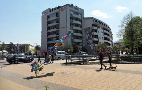 loznica--kad-je-lepo-vreme-kao-da-je-sve-normalno.jpg