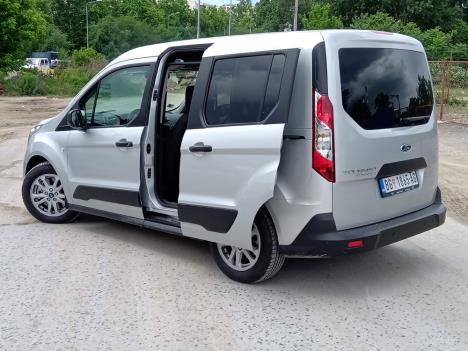 ford-connect-tourneo-6.jpg