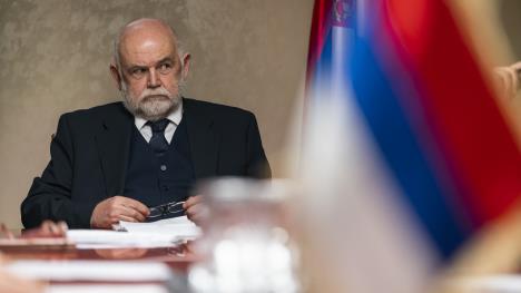 Aleksandar Berček u seriji Državni službenik