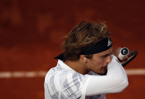 zverev-101-epa-yoan-valat.jpg