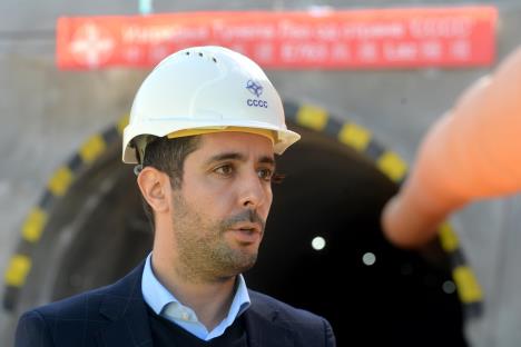 tan2020111-141815728-2.jpg