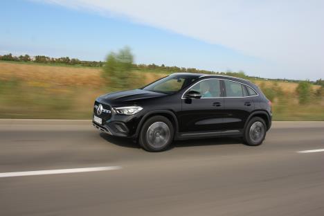 mercedes-gla-2020-8.jpg