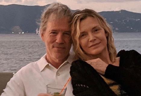 Mišel Fajfer i Dejvid Keli kraj vode