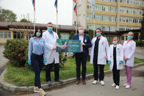 donacija-2--urucenje-donacije-bolnici-u-subotici-14-12-2020.jpg