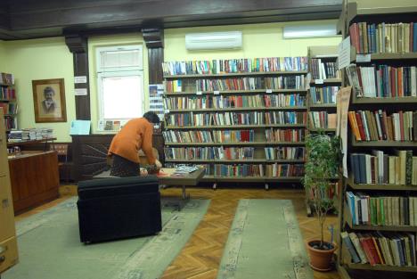 biblioteka-foto-zorana-jevtic-1.jpg