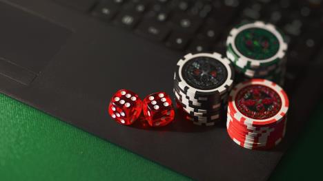 poker-online--free-photos.jpg