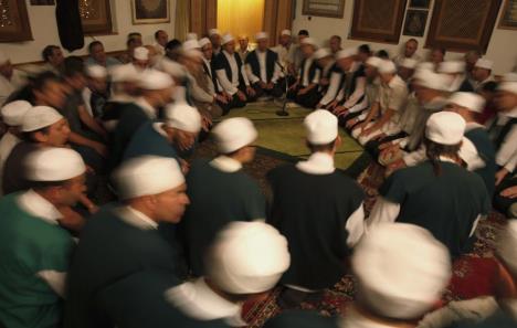 muslimani-dervis-islam-dzamija.jpg