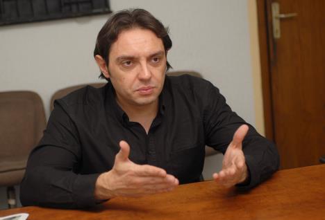 politika-aleksandar-vulin.jpg