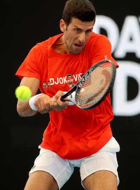 novak03-epa-kelly-barnes.jpg