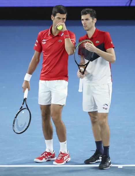 novak01-ap-hamish-blair.jpg