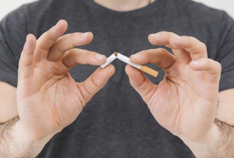 freepik-midsectionmanshandbreakingcigarette.jpg