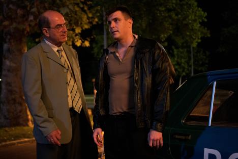 Vuk Kostić u seriji Porodica igra Milorada Ulemeka Legiju