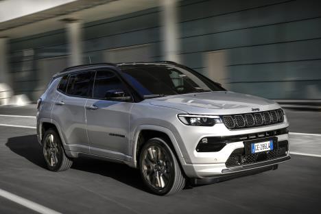 5.-new-jeep-compass-s-4xe.jpg