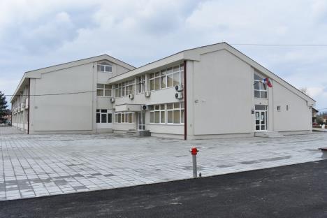 srednja-skola-u-lajkovcu.jpg