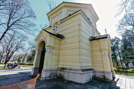 Kapela koja natkriva Ćele kulu podignuta 1894. godine