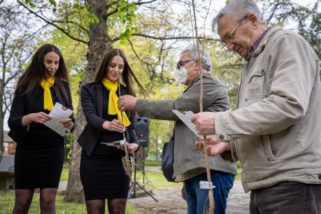 podela-sadnica-gradjanima-u-apatinu.jpg