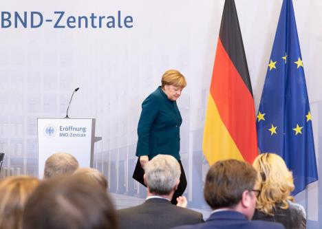 dnd-angela-merkel-08-feb-2019-epa-hayoung-jeon.jpg