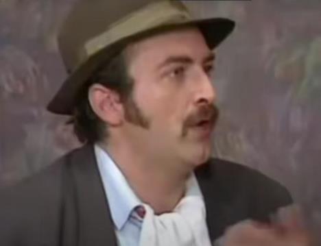 Predrag Smiljković kao Tika Špic u seriji Porodično blago