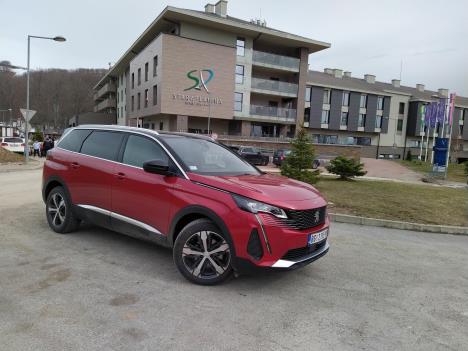 peugeot-5008-2021-41.jpg