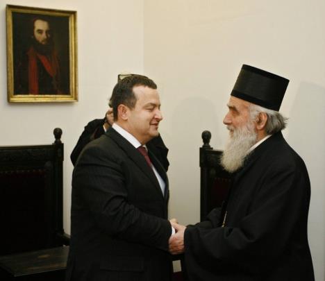 ivica-dacic-patrijarh-irinej.jpg