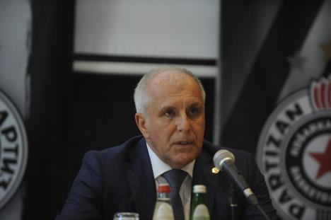 zeljko-obradovic-promocija-2.jpg