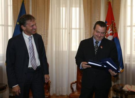 ivica-dacic-vensan-dezer.jpg