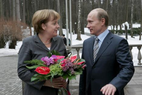 w-01279028-putin-merkel.jpg