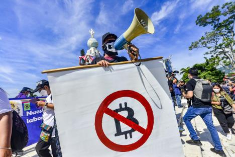 salvador-protest-bitkoin.jpg