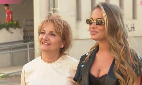 ŠOK IZDANJE MAMA DŽEHVE! Brze naočare, bunda do poda a tek obuća... Teodora Džehverović sve objavila javno (FOTO)