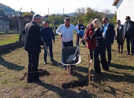 loznica--kamen-temeljac-za-buduci-spomenik.jpg