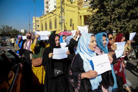 avganistan-protesti-zene.jpg