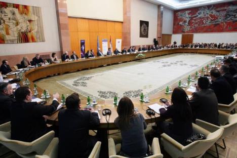 ivica-dacic-beta-donja-ivica-dacic-antikorupcijski-forum-srbije.jpg