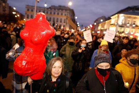 poljska-protest-zakon-o-abortusu.jpg