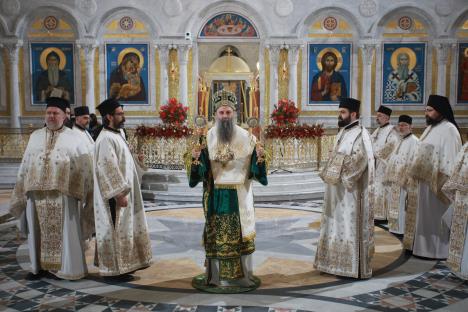 Patrijarh Porfirije u Hramu Svetog Save