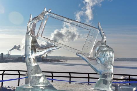 glavna-fotka--stockphotorussiaizhevskexhibitionoficesculpturesontheembankmentofthecity2039108768-smanjena.jpg