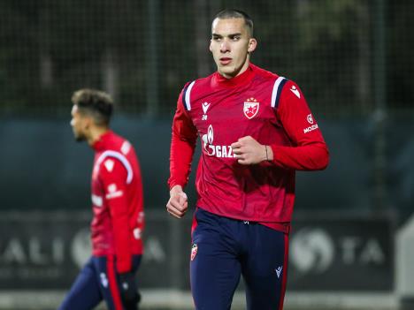 ZVEZDINI KLINCI SU BUDUĆNOST KLUBA: Čak 12 momaka iz Omladinske škole trenira sa prvim timom u ANTALIJI!