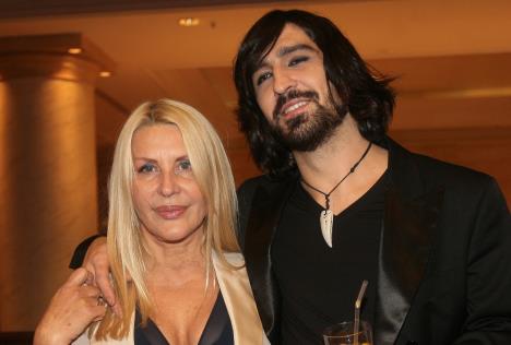 Verica Rakočević i Veljko poziraju na jednom događaju