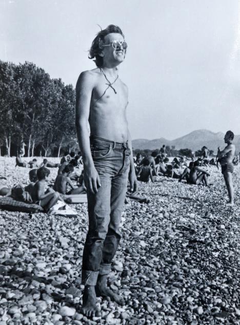 Radoš Bajić na plaži u Šušnju