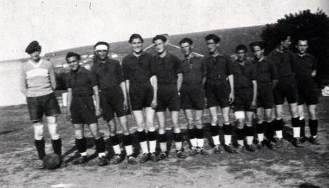 prvi-tim-fk-rakovica-1937.-godine.-foto-fk-rakovica.jpg