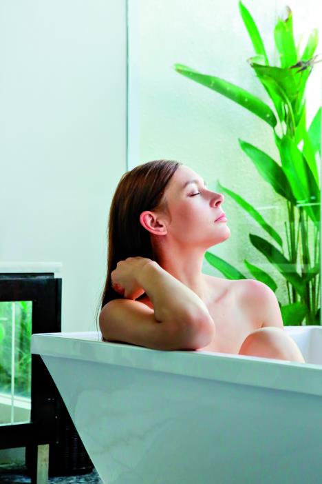 stockphotoportraitofabeautifulyoungwomanrestinginthebathtubrelaxationandbodycareconcept1449288326-sm.jpg