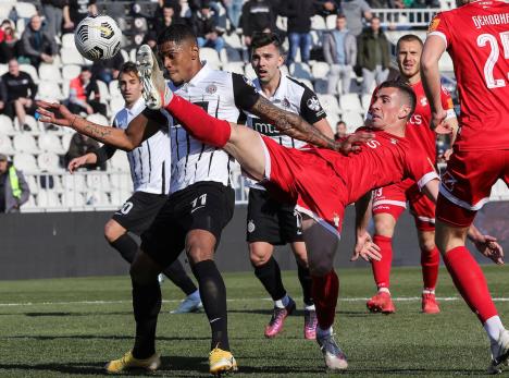 partizanpartizan-07.jpg