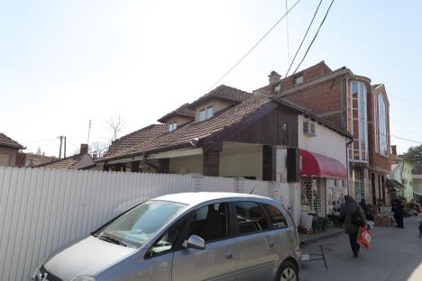 IZNELI GA IZ KUĆE, NIJE MOGAO DA IZAĐE KOLIKO JE BIO PIJAN! Detalji TUŽNE priče oca Marije Šerifović! Ovde je živeo kao PODSTANAR