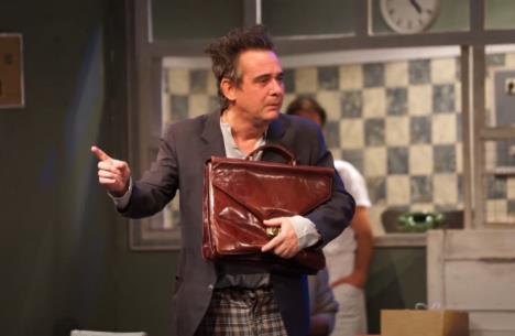 Marko Živić u predstavi Let iznad kukavičjeg gnezda