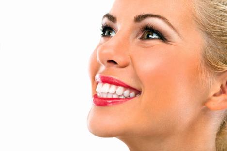 glavna-stockphotosmilingwomanmouthwithgreatteeth221567404.jpg