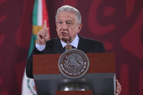 w-57605997-lopez-obrador.jpg