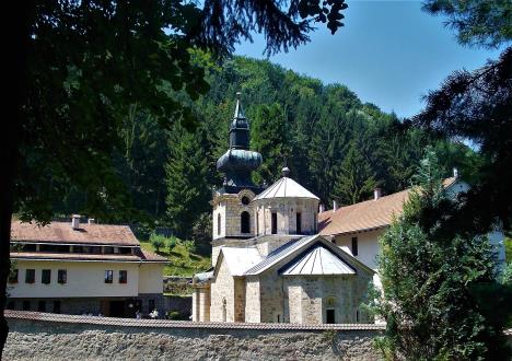 loznica--manastir-tronosa.jpg