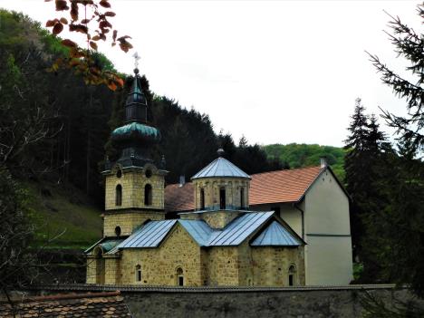 loznica--manastir-tronosa.jpg