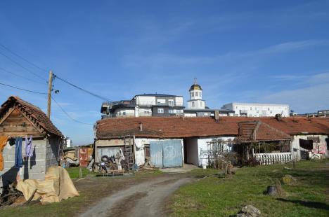 loznica--naselje-baraka-pored-novogradnje.jpg